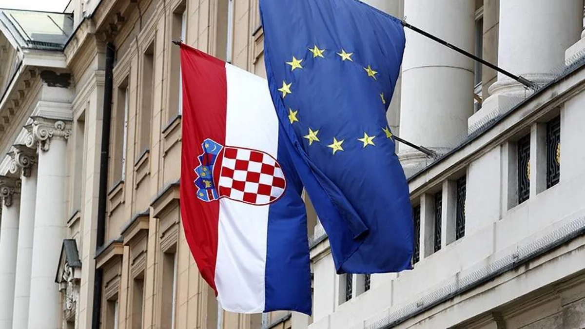 EU set to approve Croatia joining euro zone