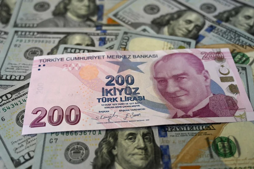 Turkish lira renews historical minimum to US dollar