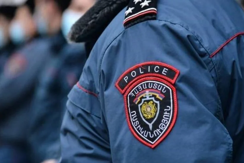 СМИ: Обыски в домах мэра и сотрудников общины Варденис связаны с убийством