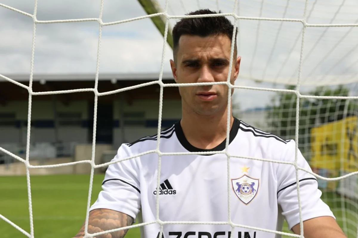 Qarabağın legioneri: Real Madriddəki ilk oyunumda Ronaldunu əvəzləmişdim - MÜSAHİBƏ