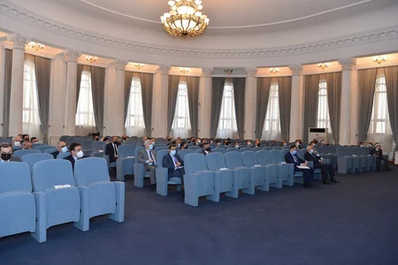 Ceyhun Bayramov Azərbaycanın diplomatik nümayəndəliklərinin rəhbərləri ilə görüşüb