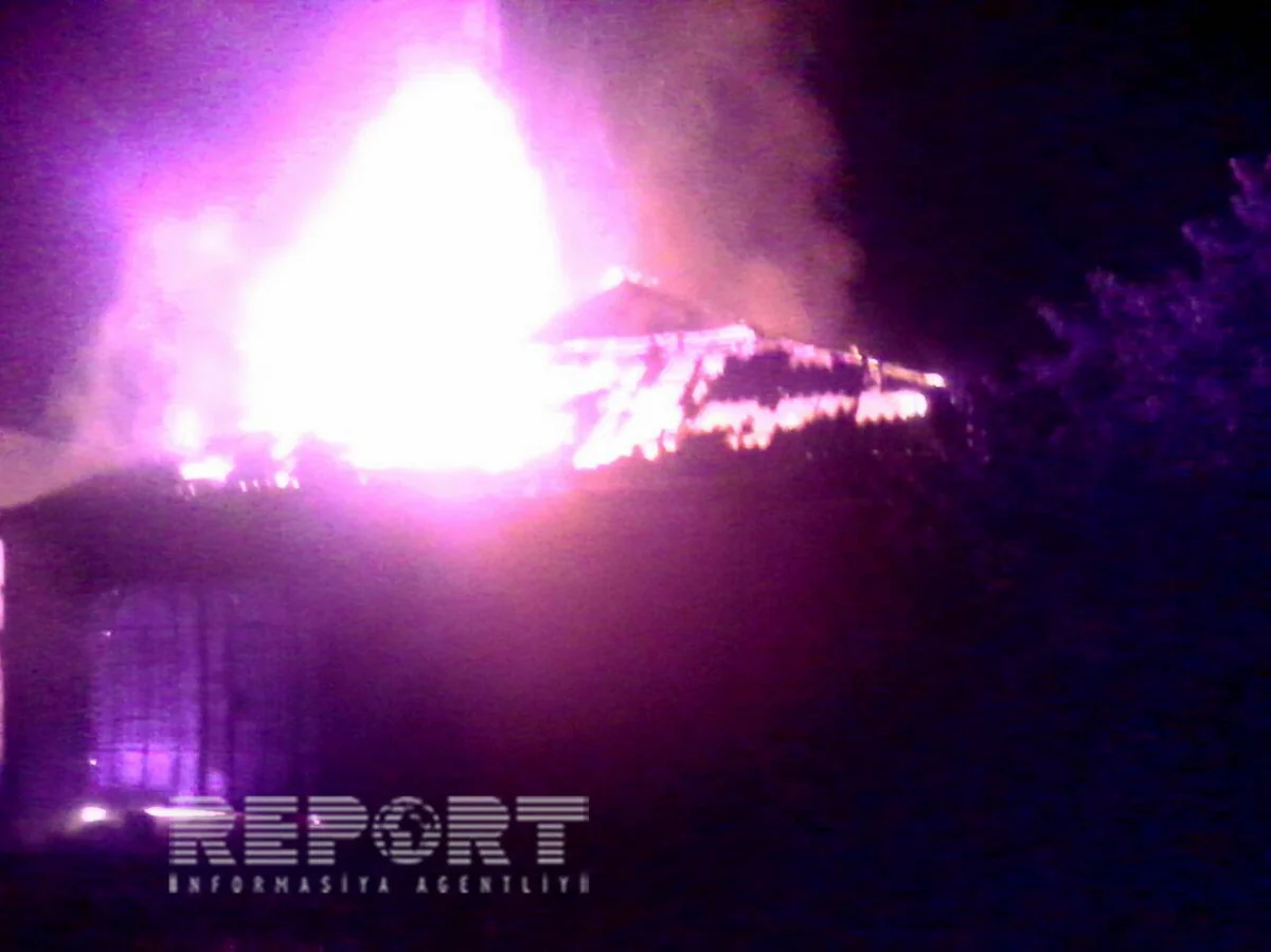 Qubada yerli sakinə məxsus ev yanıb - FOTO