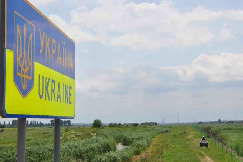 Украина закрыла границу