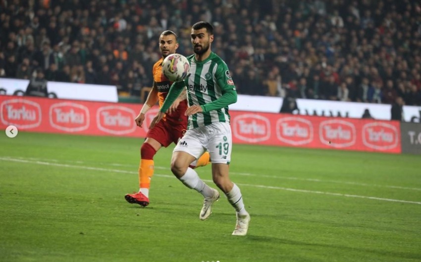 Mahir Emreli Konyasporla vidalaşıb