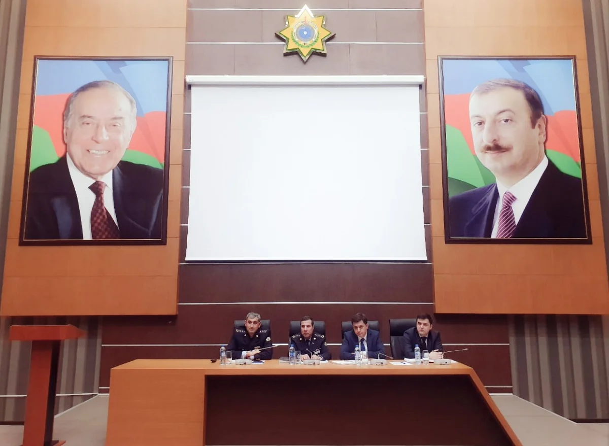 Bakı Baş Gömrük İdarəsində sahibkarlarla görüş keçirilib