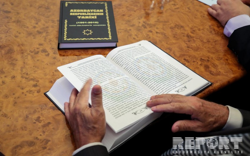 “Azərbaycan Respublikasının tarixi” ikicildliyinin təqdimatı keçirilib