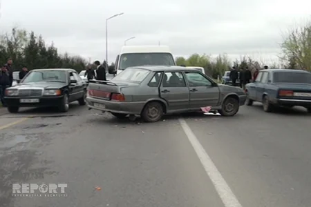 Azərbaycanda mikroavtobus qəzaya düşüb, 12 nəfər yaralanıb - FOTO
