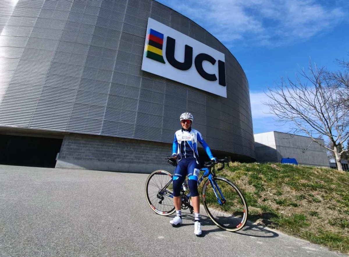 Член сборной Азербайджана отправилась в Швейцарию