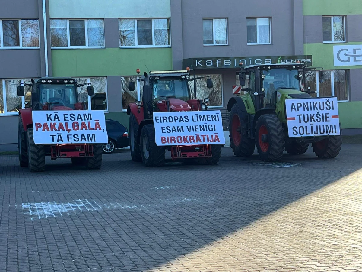 Latviya fermerləri Rusiya mallarının idxalına və tranzitinə qadağa qoyulmasını tələb ediblər