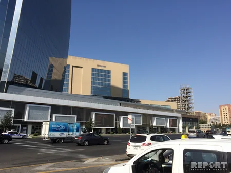 BP-nin Bakıdakı baş ofisində tüstülənmə olub, bütün işçilər təxliyyə edilib - FOTO