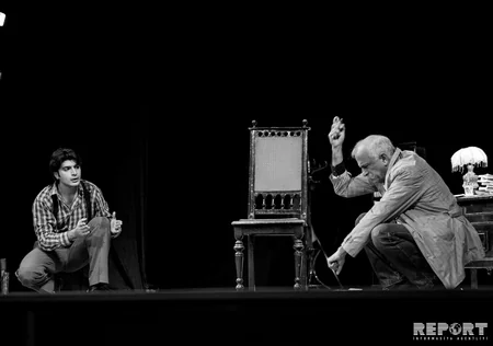 Fuad Poladovun “Azdrama”da sonuncu çıxışı - XATİRƏ FOTOREPORTAJI