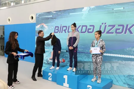 “Birlikdə üzək” adlı üzgüçülük yarışının qalibləri mükafatlandırılıblar