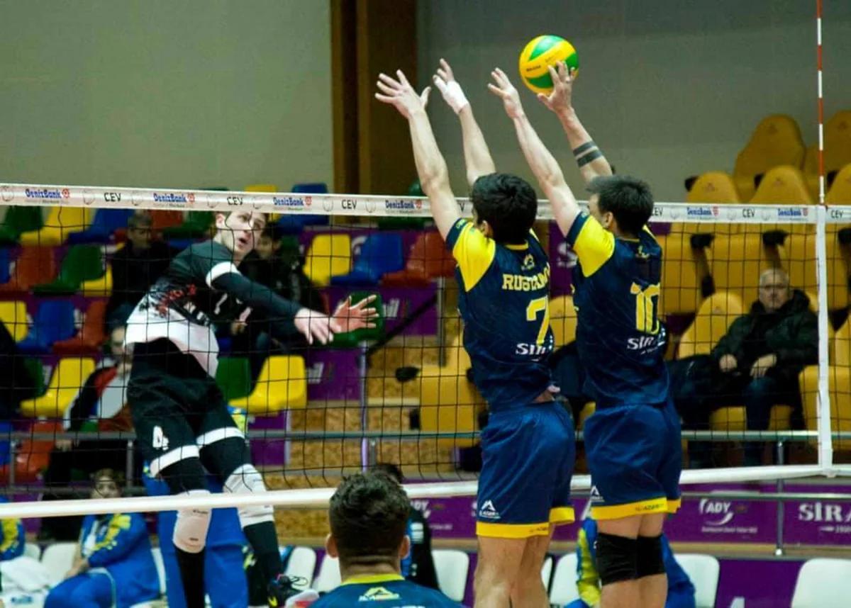 Azərbaycanda voleybol çempionatları yenidən təxirə salındı