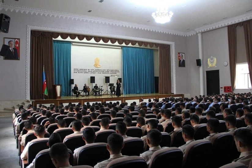 Heydər Əliyev adına Azərbaycan Ali Hərbi Məktəbində Dövlət müstəqilliyi günü qeyd edilib - FOTO
