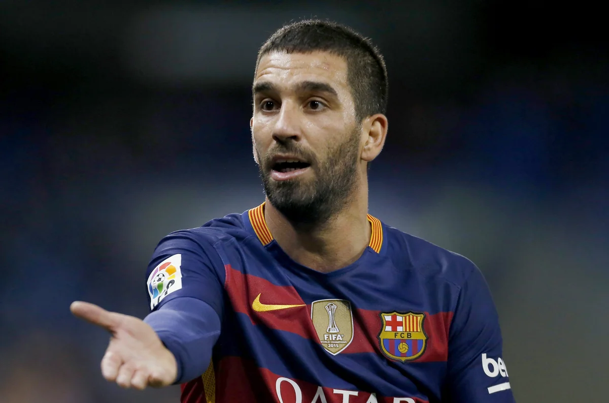 Arda Turanın “Qalatasaray”a keçidi baş tutmayıb