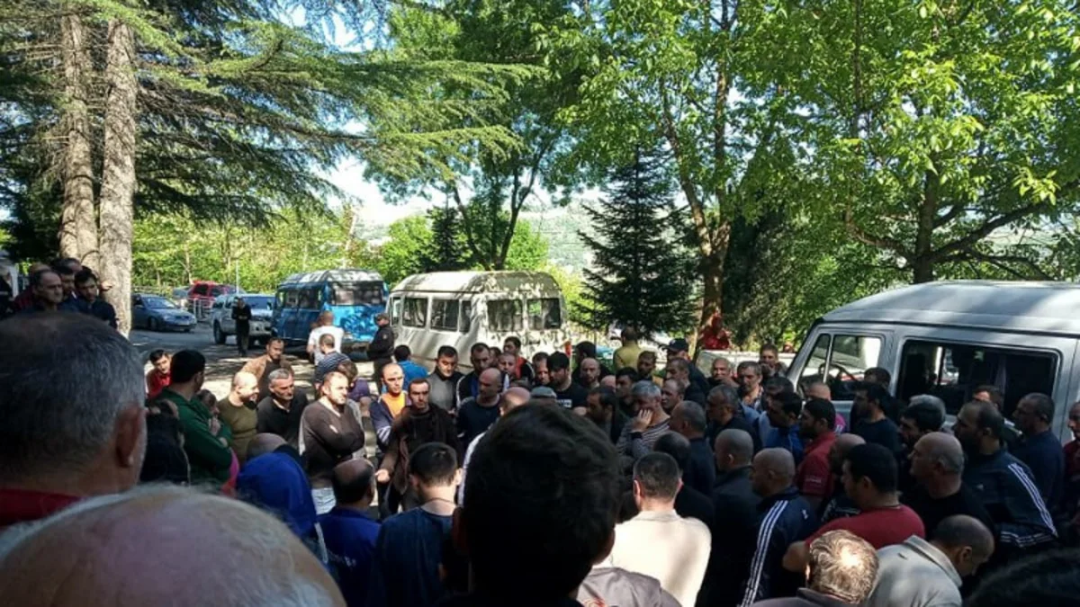 Gürcüstanda tətil edən mədənçilər aclıq aksiyası keçirir - YENİLƏNİB