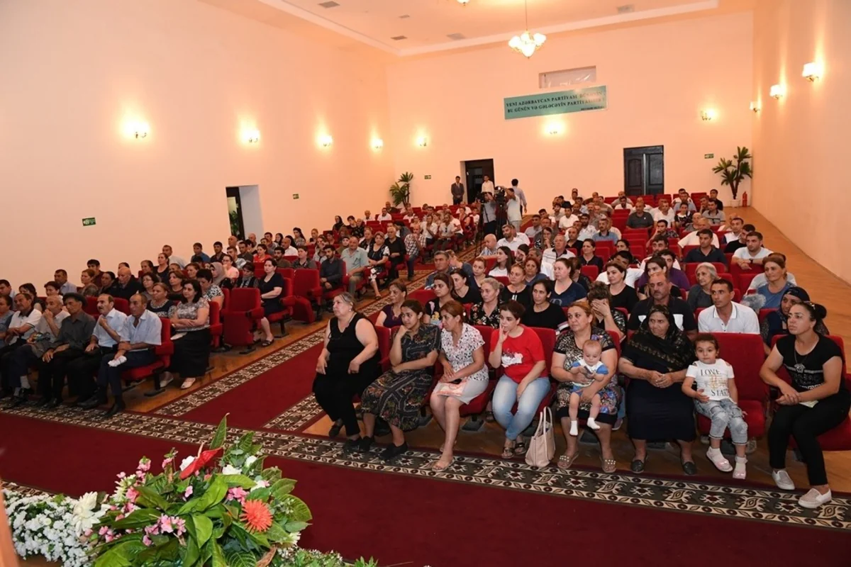 Pirallahıda salınan yeni kompleksdə məcburi köçkünlərin yerləşdirilməsinə başlanılıb