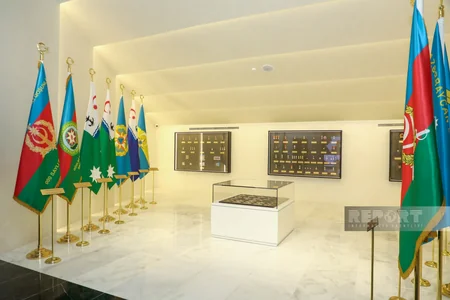 Dövlət Bayrağı Meydanındakı yenilənmiş Bayraq Muzeyi təqdim edilib