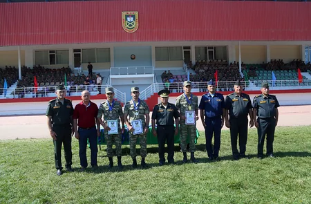 Azərbaycan Ordusunda yüngül atletika və gimnastika üzrə yarış keçirilib