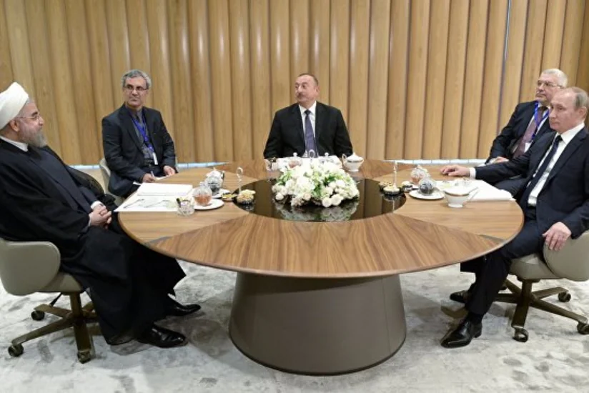Həsən Ruhani Azərbaycan-İran-Rusiya üçtərəfli növbəti sammitin Tehranda keçirilməsini təklif edib