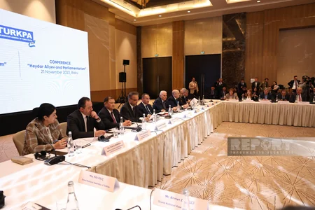TÜRKPA Bakıda Heydər Əliyev və parlamentarizm mövzusunda konfrans keçirilib - YENİLƏNİB