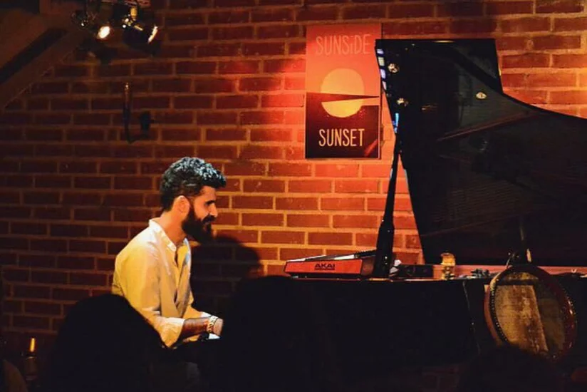 Parisdə azərbaycanlı musiqiçinin yeni klipi işıq üzü görüb