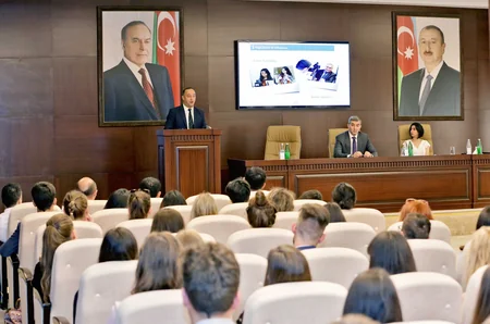Dövlət Miqrasiya Xidmətində “Beynəlxalq Yay Hüquq Məktəbi”nin açılış mərasimi keçirilib