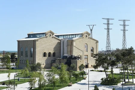 Dövlət Bayrağı Meydanı ərazisində Daş salnamə muzeyi açılıb - FOTO