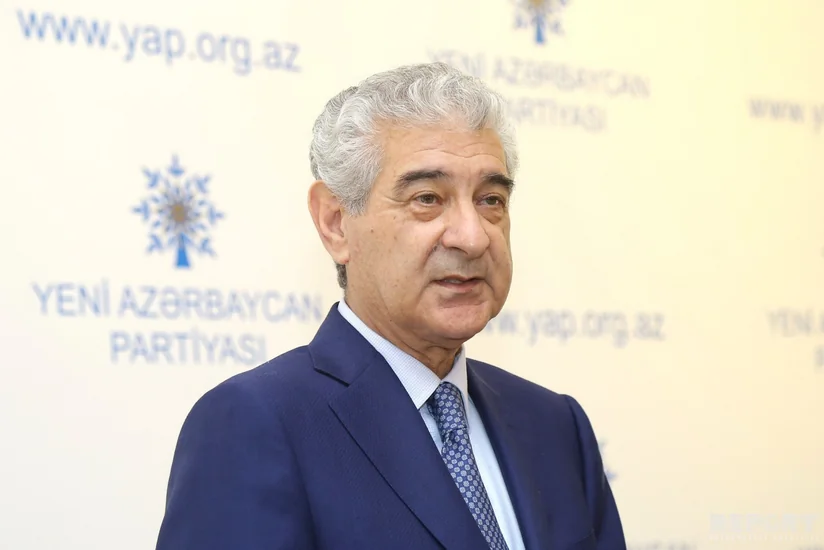 Əli Əhmədov: Hökumət koronavirusa, Əli Kərimli virusu Azərbaycana qarşı mübarizə aparır