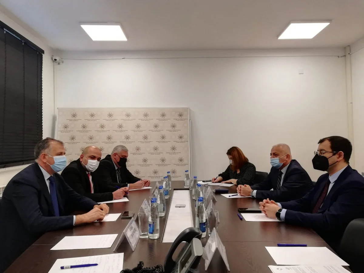 Azerbaijan discusses new education agreement with Georgia
