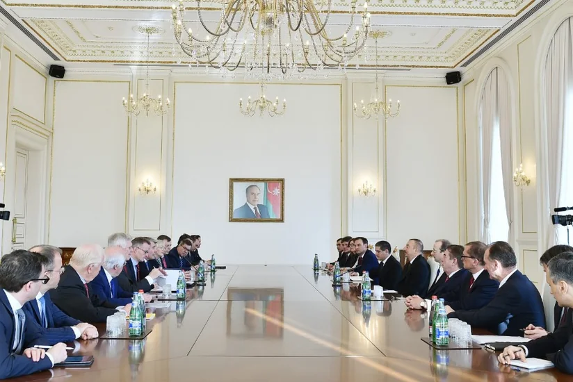 Prezident İlham Əliyev Almaniya İqtisadiyyatının Şərq Komitəsinin nümayəndə heyətini qəbul edib - YENİLƏNİB