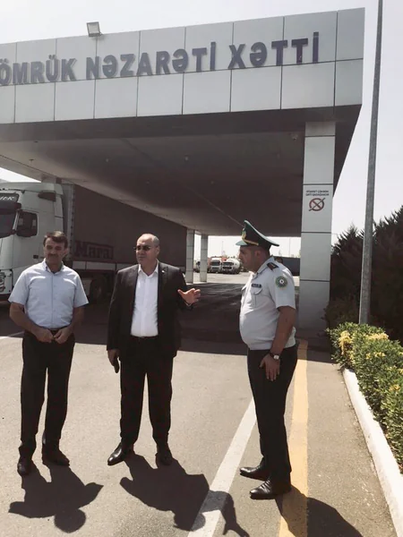 Komitə sədri Bakı Baş Gömrük İdarəsində və Qoşa Təpə gömrük postunda vəziyyəti yoxlayıb
