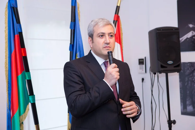 Azərbaycanın İsveçdəki səfiri millinin səfər oyununu tribunadan izləyəcək