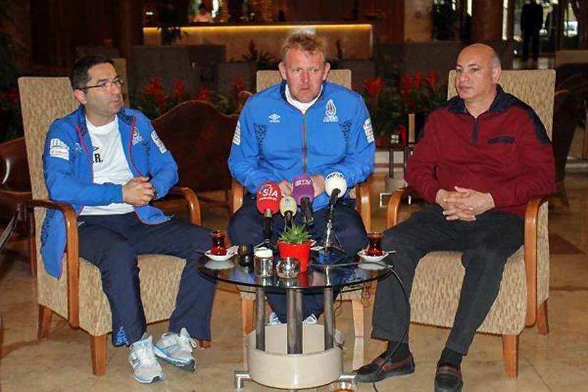 Robert Prosineçki: Mənə sistemimə uyğun futbolçular lazımdır