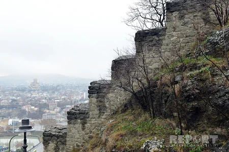 Qədim Tiflisin Narın Qalası - FOTOREPORTAJ