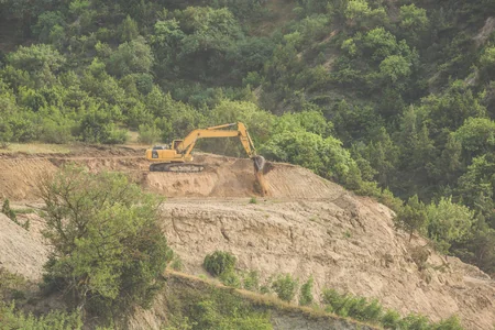 Qəbələ və Qusara dəmir yolu xətlərinin çəkilişi ölkəyə turizm axınını gücləndirəcək - RƏYLƏR