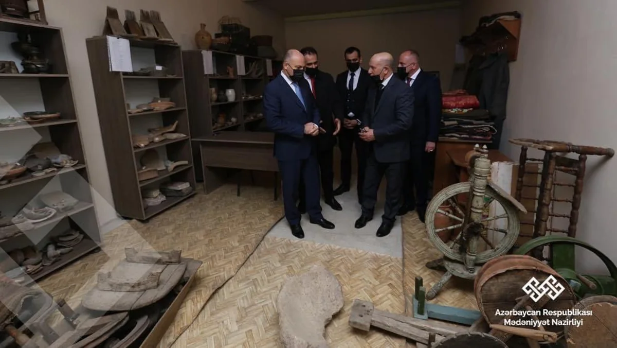 Nazir Şəmkirdə mədəniyyət müəssisələrinə baxış keçirib