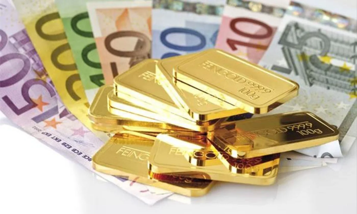 Euro and gold prices reduced in world markets