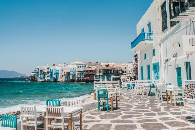 Греция введет в 2024 году климатический налог для туристов