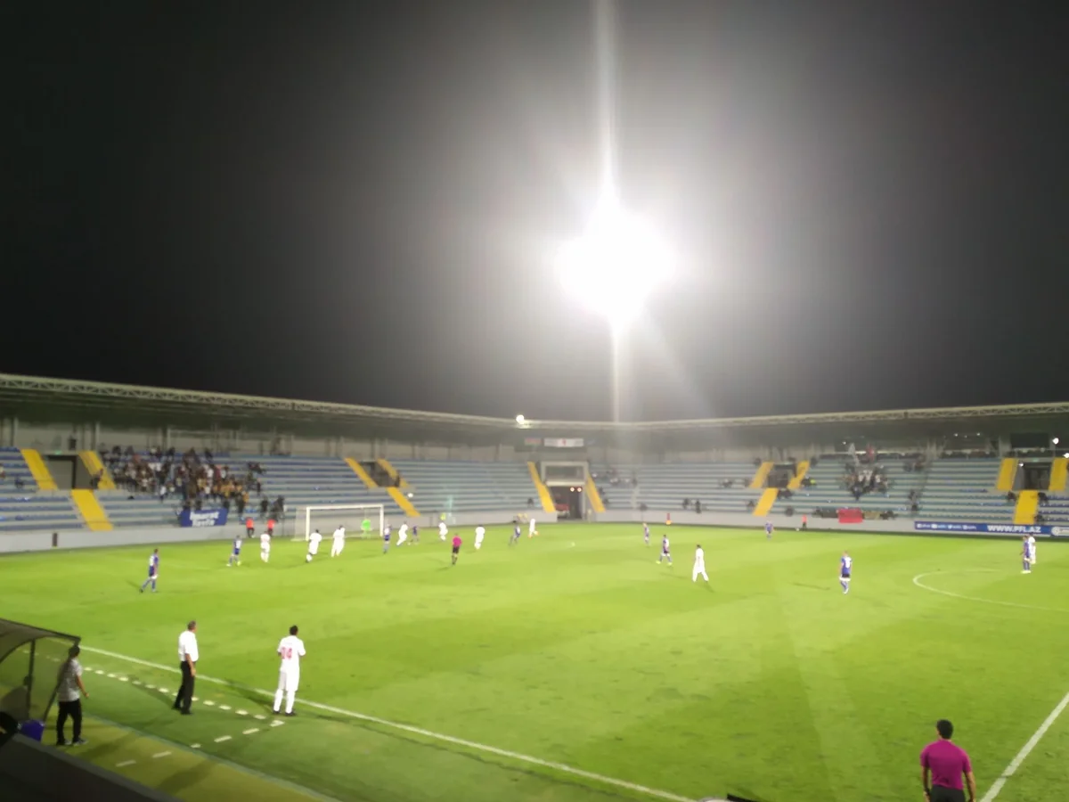 Premyer Liqada ilk qırmızı vərəqəni Keşlənin futbolçusu alıb