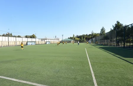 President Ilham Aliyev views the secondary school No 201 in Nizami district after major overhaul