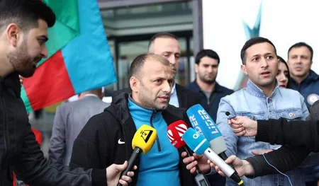 Avropa çempionatında uğur qazanan Azərbaycan cüdoçuları Vətənə qayıdıb - FOTO
