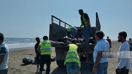 Xəzərin Nabran sahilində təmizlik aksiyası keçirilib