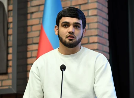 Fərid Qayıbov beynəlxalq yarışlarda uğurlu çıxış etmiş idmançılarla görüşüb