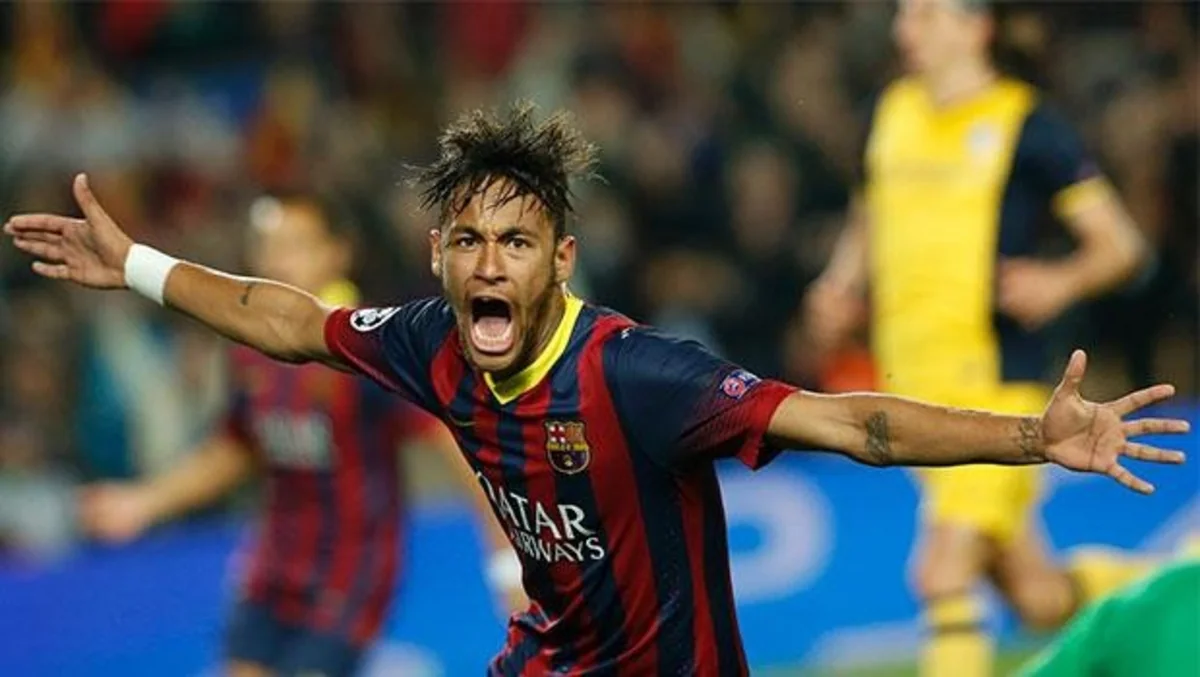 ​Fransanın PSJ klubu Neymar üçün 500 milyon avro təklif edib