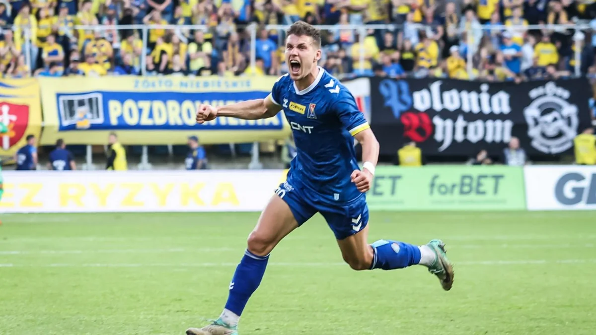 Neftçi və Qarabağ eyni hücumçu ilə maraqlanır