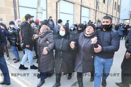 Xırdalanda dağıntılar altında qalan uşağın meyiti tapılıb