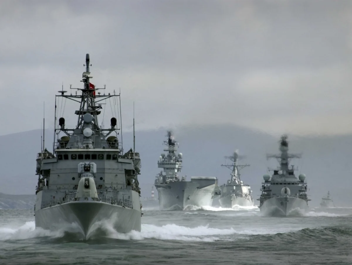 Корабли и авиация НАТО проведут военные учения в Черном море