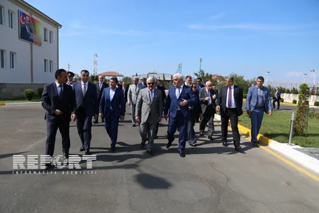 ​Azərbaycan Dövlət Neft Şirkətinin rəhbərliyi Çilov adasına səfər edib - FOTO