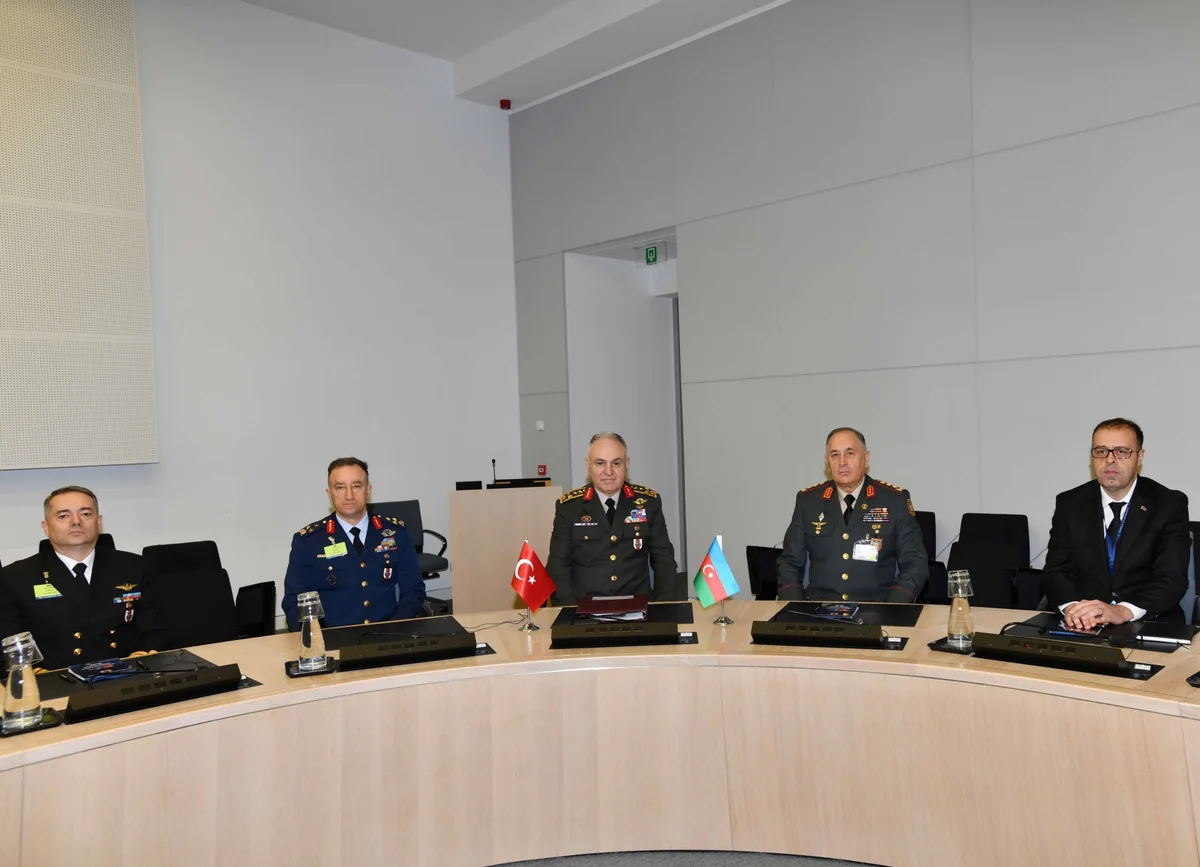 Karim Valiyev meets with Chief of General Staff of Türkiye